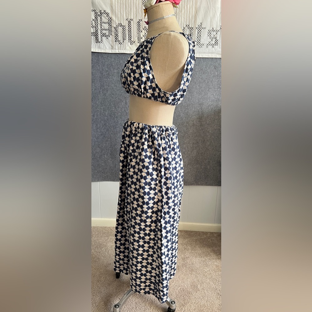 Blue Linen Crop and Skirt Matching Set - Picture 9 of 17